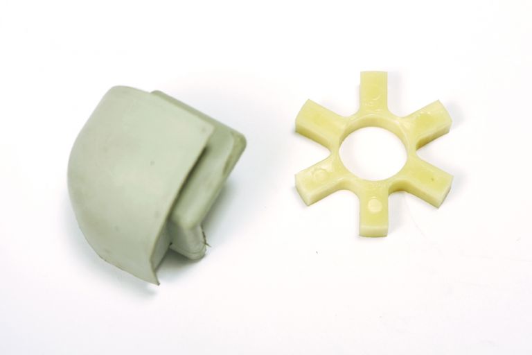 Corner rubber, Coupling