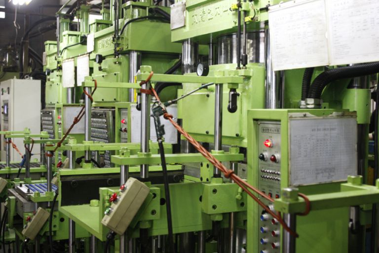 ROTARY INJECTION M/C