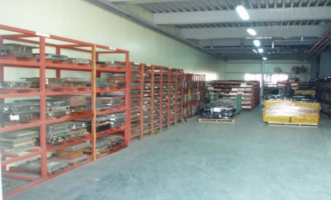 Mold storage